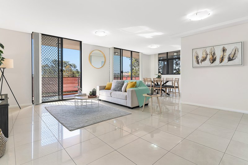 Photo - 306D/27-29 George Street, North Strathfield NSW 2137 - Image 3