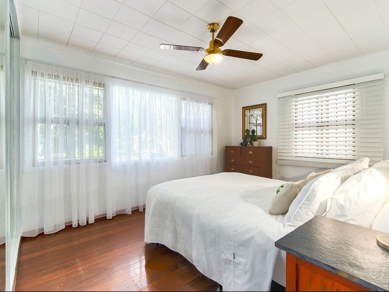 Photo - 307 Kitchener Road, Stafford Heights QLD 4053 - Image 7