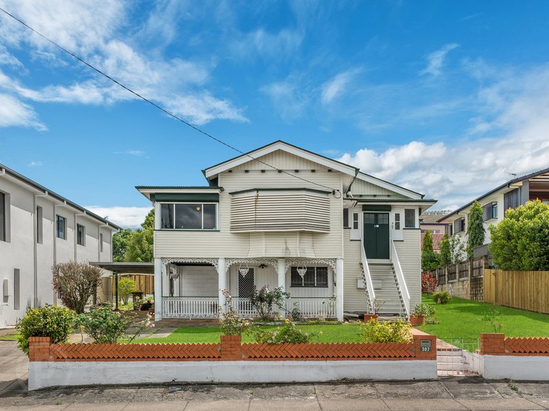 Photo - 307 Rode Road, Wavell Heights QLD 4012 - Image 3