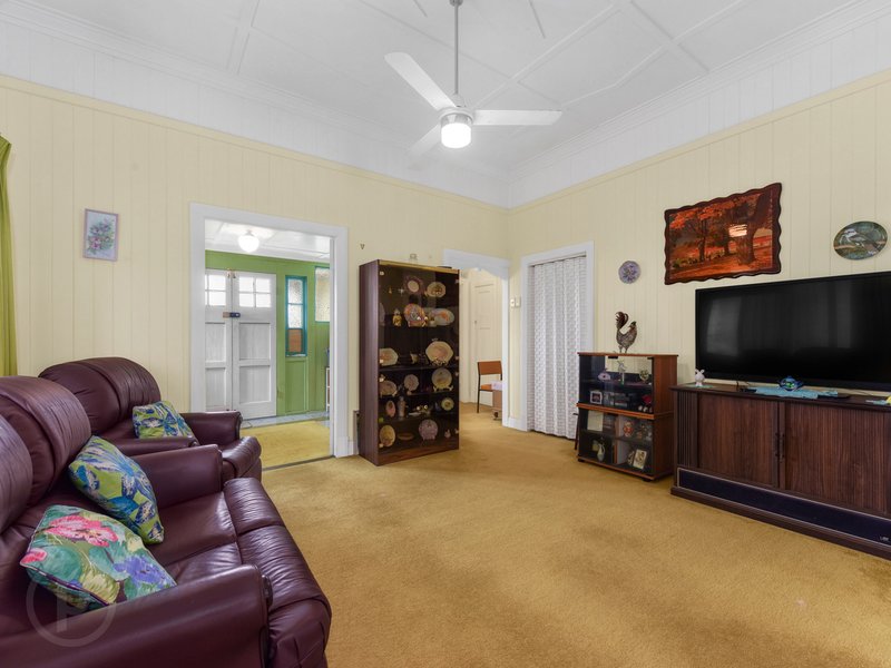 Photo - 307 Rode Road, Wavell Heights QLD 4012 - Image 7