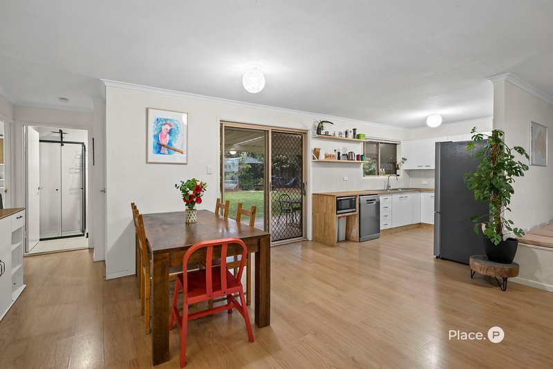 Photo - 307 Samsonvale Road, Bray Park QLD 4500 - Image 3