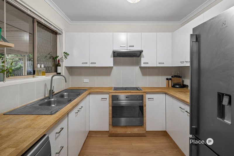 Photo - 307 Samsonvale Road, Bray Park QLD 4500 - Image 6
