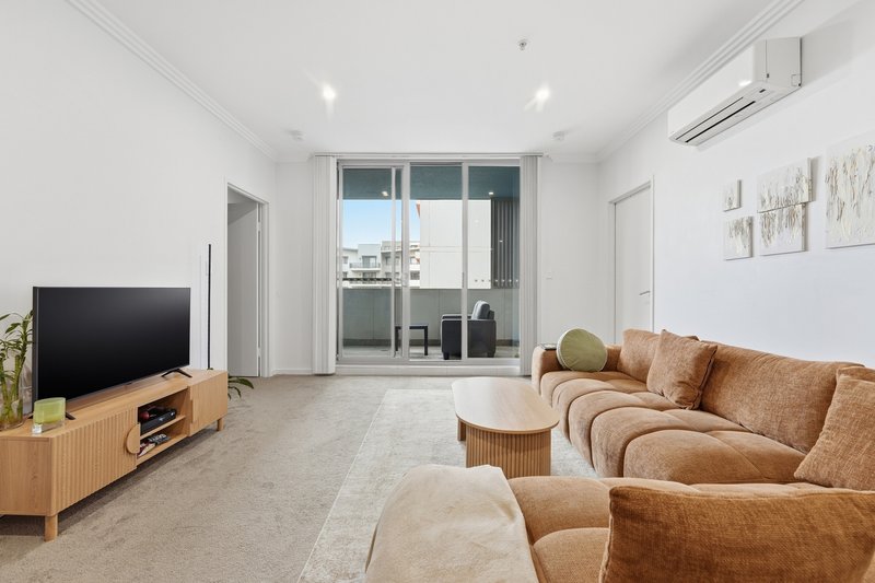 Photo - 307/2 Lachlan Street, Liverpool NSW 2170 - Image 4