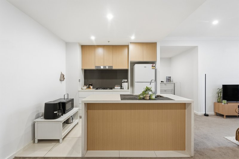 Photo - 307/2 Lachlan Street, Liverpool NSW 2170 - Image 5