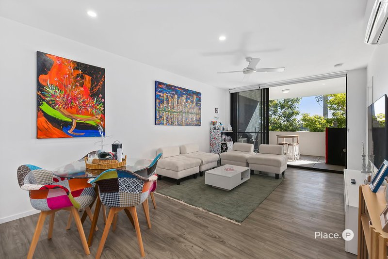 Photo - 307/22 Andrews Street, Cannon Hill QLD 4170 - Image 1