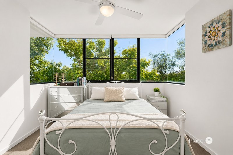 Photo - 307/22 Andrews Street, Cannon Hill QLD 4170 - Image 10