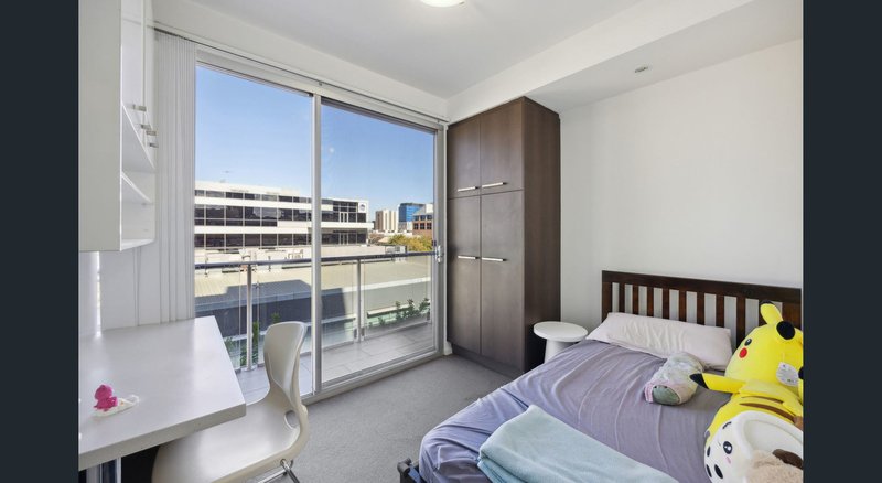 Photo - 307/235-237 Pirie Street, Adelaide SA 5000 - Image 4