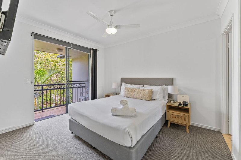 Photo - 307/2360 Gold Coast Highway, Mermaid Beach QLD 4218 - Image 10