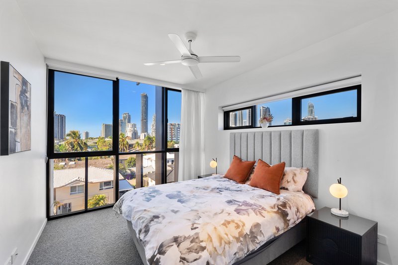 Photo - 307/28 Dalpura Street, Surfers Paradise QLD 4217 - Image 8