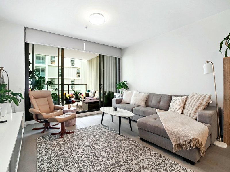 Photo - 307/3 Foreshore Boulevard, Woolooware NSW 2230 - Image 2