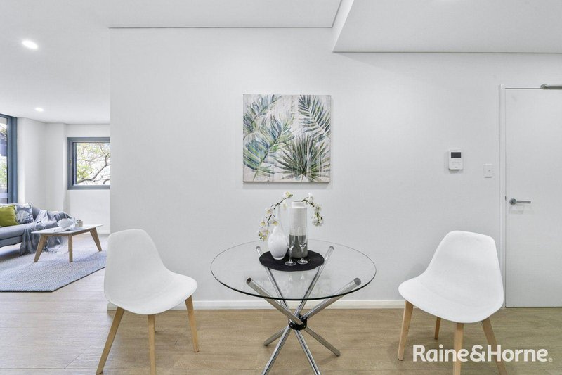 Photo - 307/3 Hazelwood Place, Epping NSW 2121 - Image 3