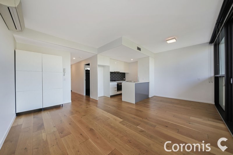 Photo - 307/31 Peter Doherty Street, Dutton Park QLD 4102 - Image 3