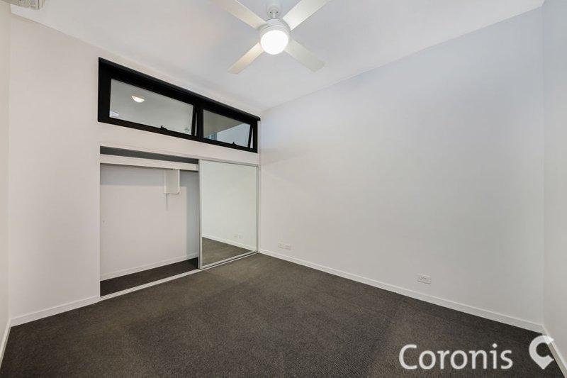 Photo - 307/31 Peter Doherty Street, Dutton Park QLD 4102 - Image 4