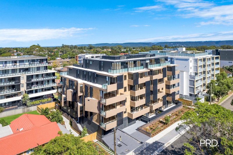 Photo - 307/32 Lethbridge Street, Penrith NSW 2750 - Image 10