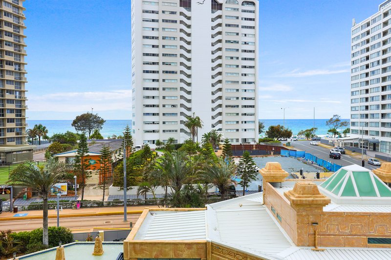 Photo - 307/3400 Surfers Paradise Boulevard, Surfers Paradise QLD 4217 - Image