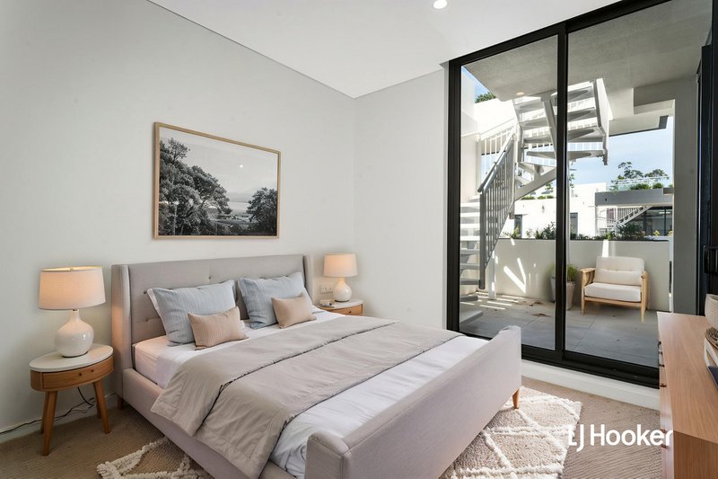 Photo - 3076/4 Eustace Street, Rouse Hill NSW 2155 - Image 3