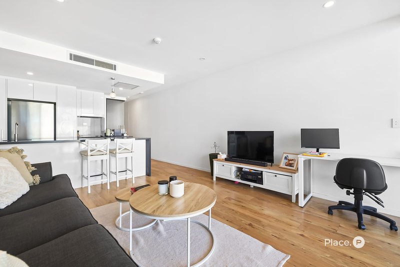 Photo - 307/78 Berwick Street, Fortitude Valley QLD 4006 - Image 6