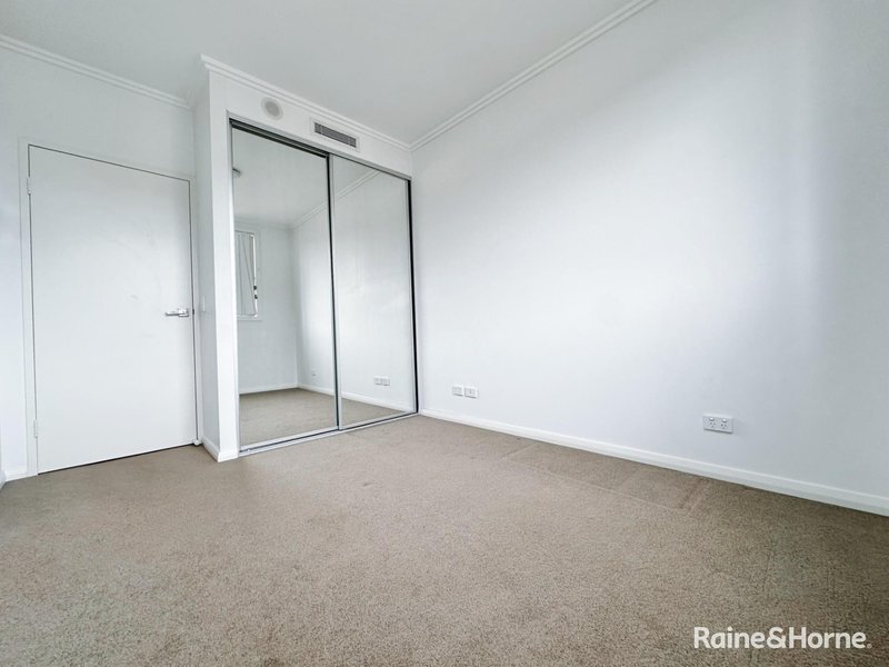 Photo - 307/9D Terry Road, Rouse Hill NSW 2155 - Image 5