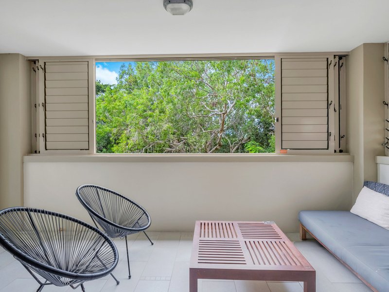 Photo - 308-309/5 Triton Street, Palm Cove QLD 4879 - Image 8