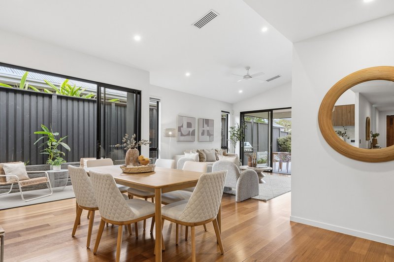 Photo - 308 Canvey Road, Upper Kedron QLD 4055 - Image 7
