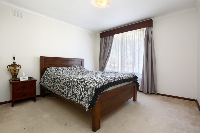 Photo - 308 Edgars Road, Lalor VIC 3075 - Image 5