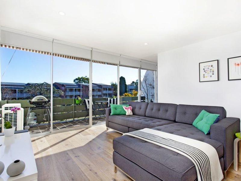 Photo - 30/8 Giles Street, Griffith ACT 2603 - Image 3