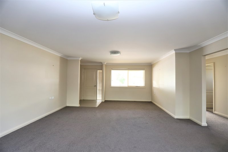 Photo - 30/8 Short Street - Wattlegrove , Cootamundra NSW 2590 - Image 4