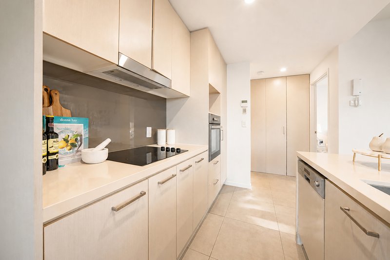 Photo - 308/11 Andrews Street, Southport QLD 4215 - Image 21