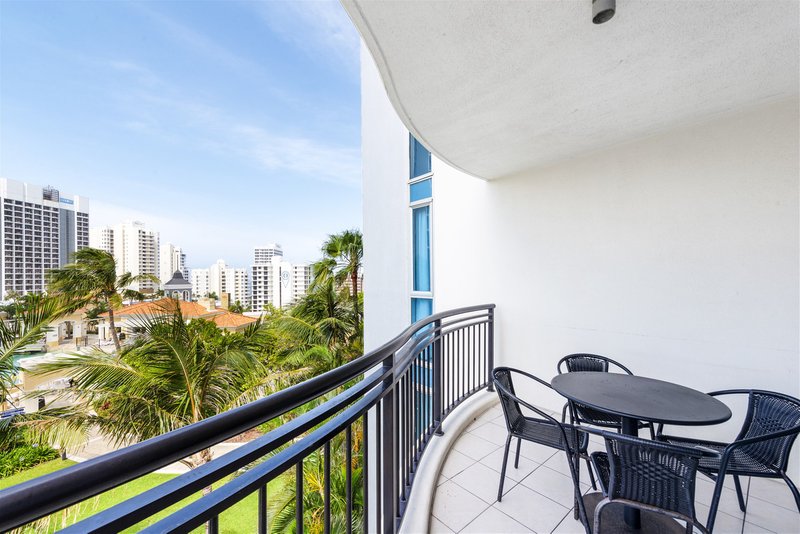 Photo - 3082/23 Ferny Avenue, Surfers Paradise QLD 4217 - Image 3