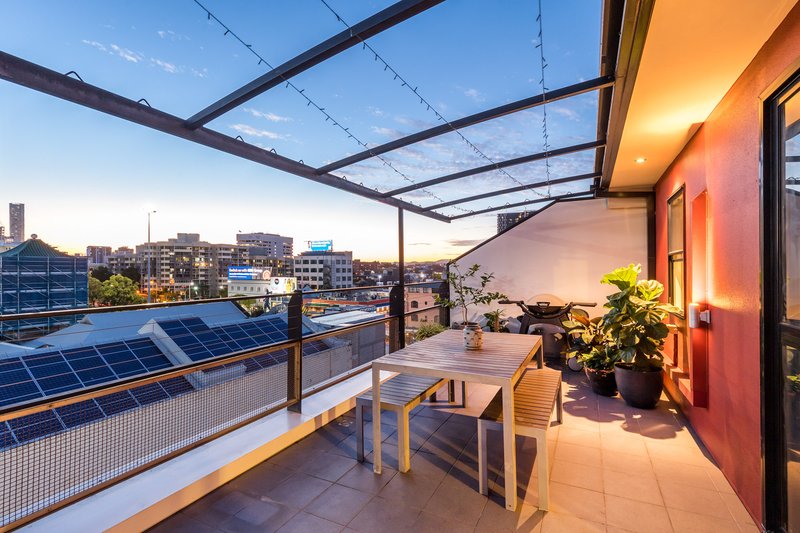 Photo - 308/351 Brunswick Street, Fortitude Valley QLD 4006 - Image 5