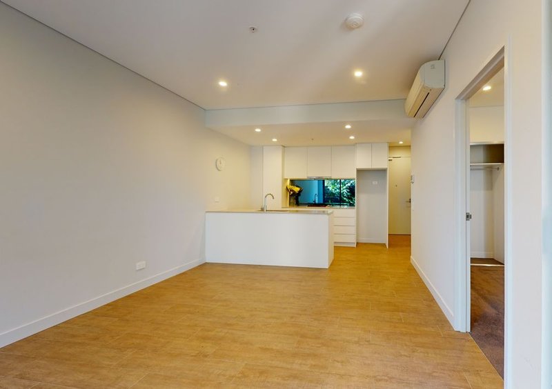 Photo - 308/4 Henderson Road, Edmondson Park NSW 2174 - Image 5