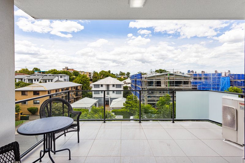 Photo - 308/65 Depper Street, St Lucia QLD 4067 - Image 3