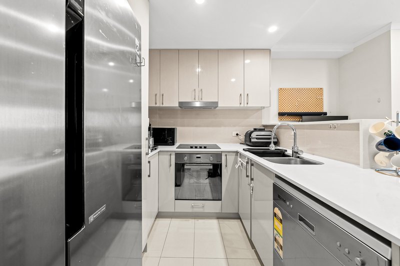 Photo - 308/66A Slobodian Avenue, Eight Mile Plains QLD 4113 - Image 4