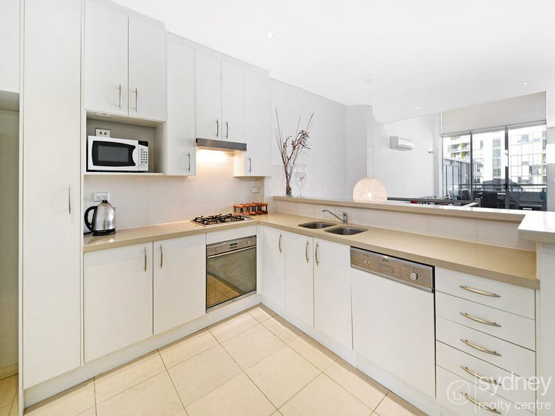 Photo - 308F/18-26 Church Avenue, Mascot NSW 2020 - Image 1