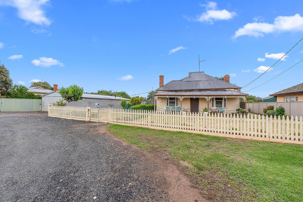4-bedroom house at 309-311 Herriott Street, Buninyong, VIC 3357, Ballarat, Victoria