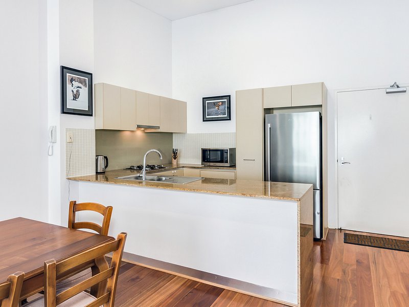 Photo - 30/9 Doggett Street, Fortitude Valley QLD 4006 - Image 7