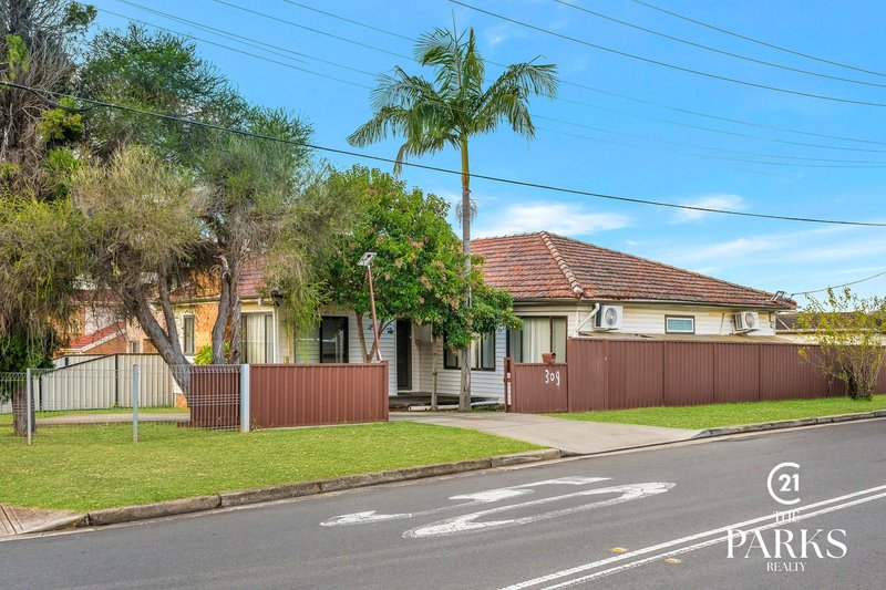 Photo - 309 Polding Street, Fairfield West NSW 2165 - Image 2