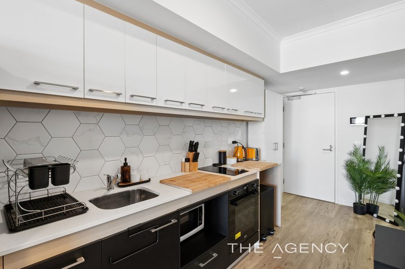 Photo - 309/14 Cecil Avenue, Cannington WA 6107 - Image 7