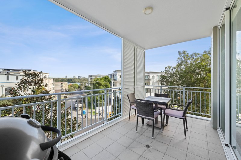 Photo - 309/18 Woodlands Avenue, Breakfast Point NSW 2137 - Image 7