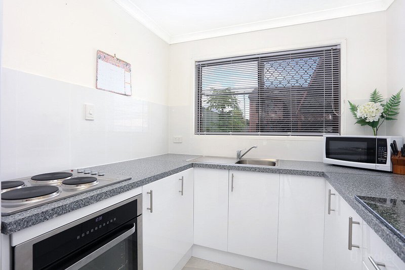 Photo - 30/93-99 Logan Street, Beenleigh QLD 4207 - Image 6