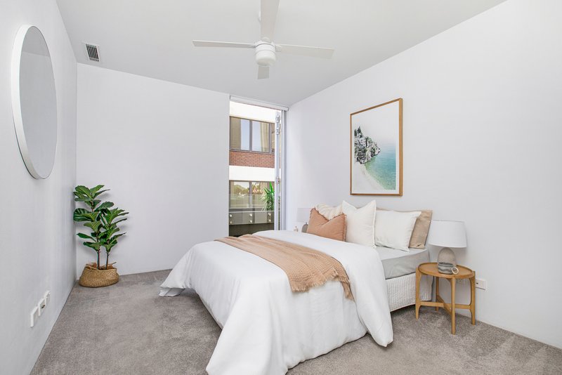 Photo - 309/310 Oxford Street, Bondi Junction NSW 2022 - Image 3