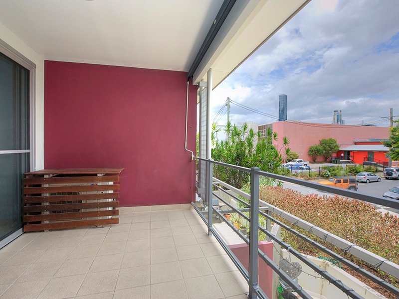 Photo - 309/333 Water Street, Fortitude Valley QLD 4006 - Image 4