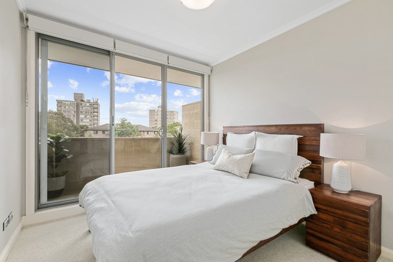 Photo - 309/7 Parraween Street, Cremorne NSW 2090 - Image 7