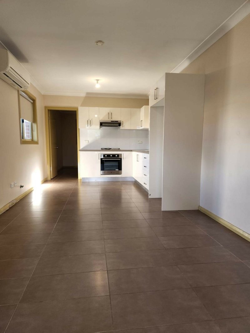 Photo - 30A Hatfield Road, Canley Heights NSW 2166 - Image 7