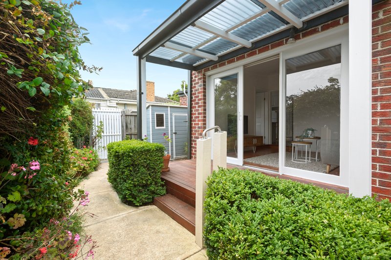 Photo - 30a Robert Street, Parkdale VIC 3195 - Image 16