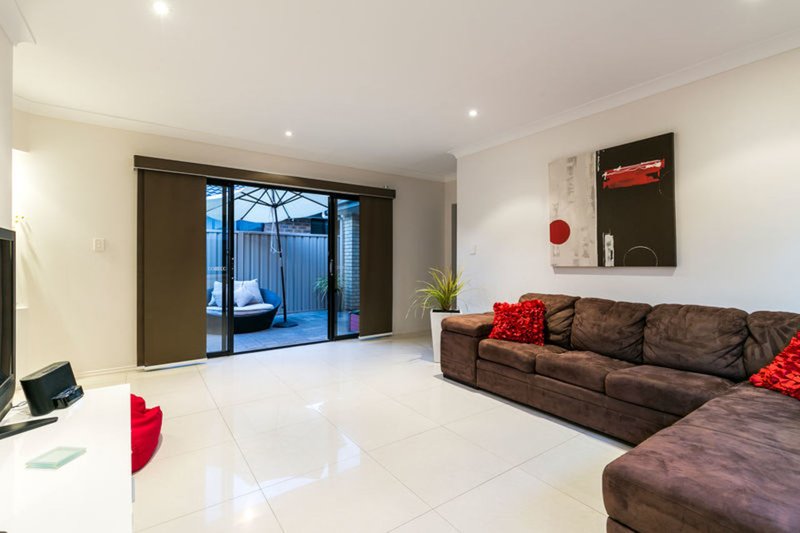 Photo - 30a Rugby Street, Dover Gardens SA 5048 - Image 7