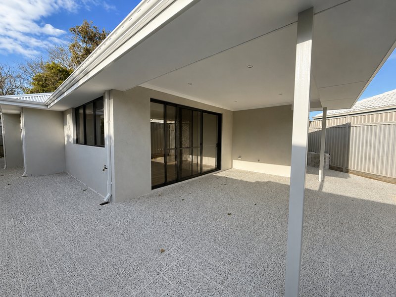Photo - 30a Wavelea Street, Safety Bay WA 6169 - Image 17