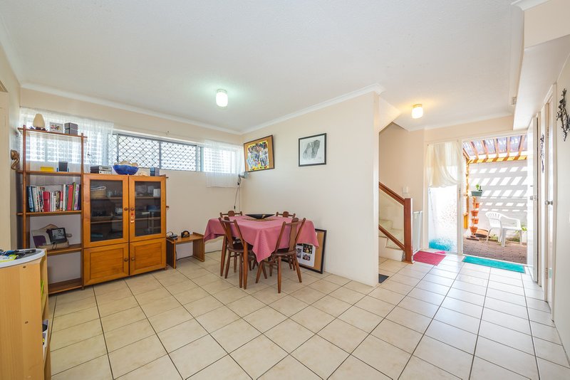 Photo - 30A/16 Spinnaker Drive, Sandstone Point QLD 4511 - Image 11