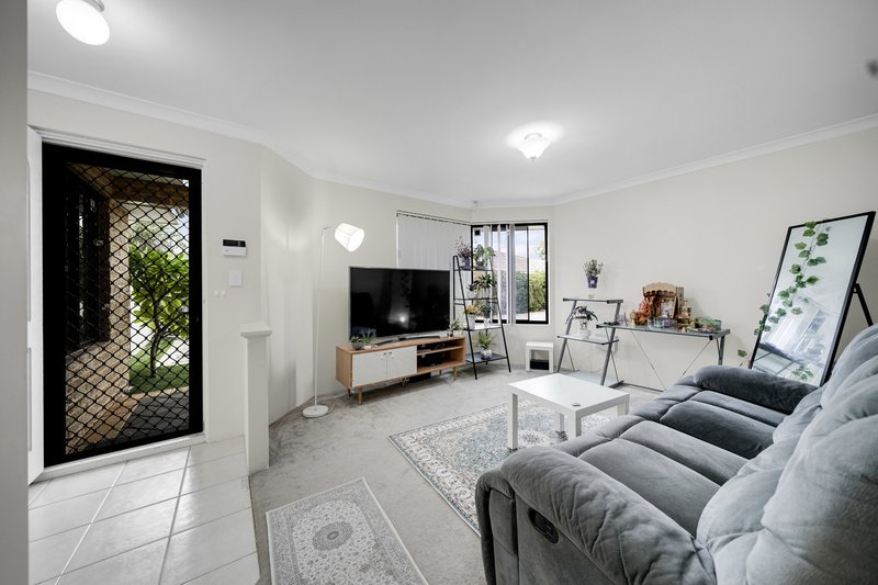 Photo - 30B Clarke Street, East Cannington WA 6107 - Image 5