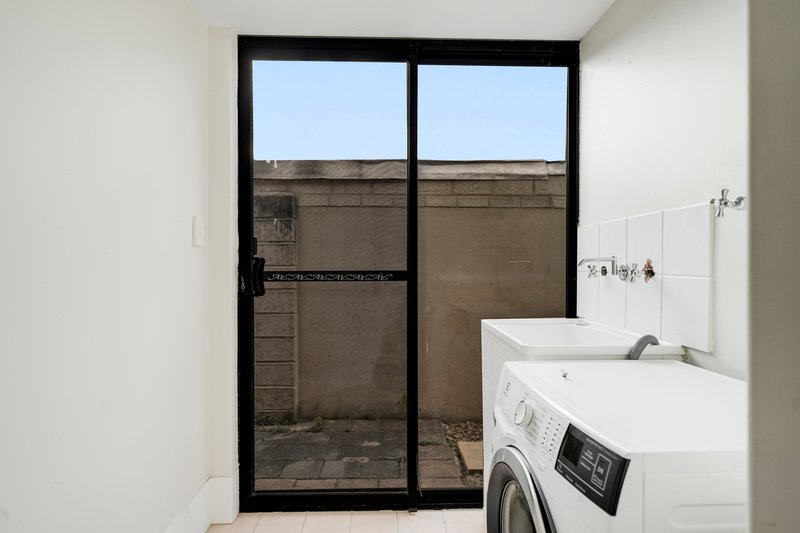 Photo - 30B Clarke Street, East Cannington WA 6107 - Image 19